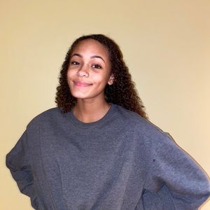 Meet your Posher, Ari
